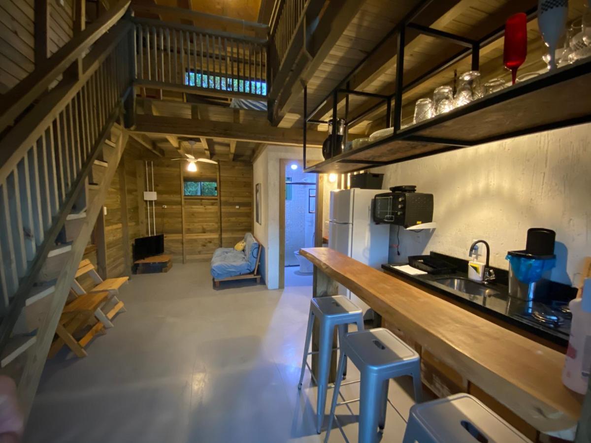 Rosa Lodge Lofts Прайя-ду-Роза Экстерьер фото