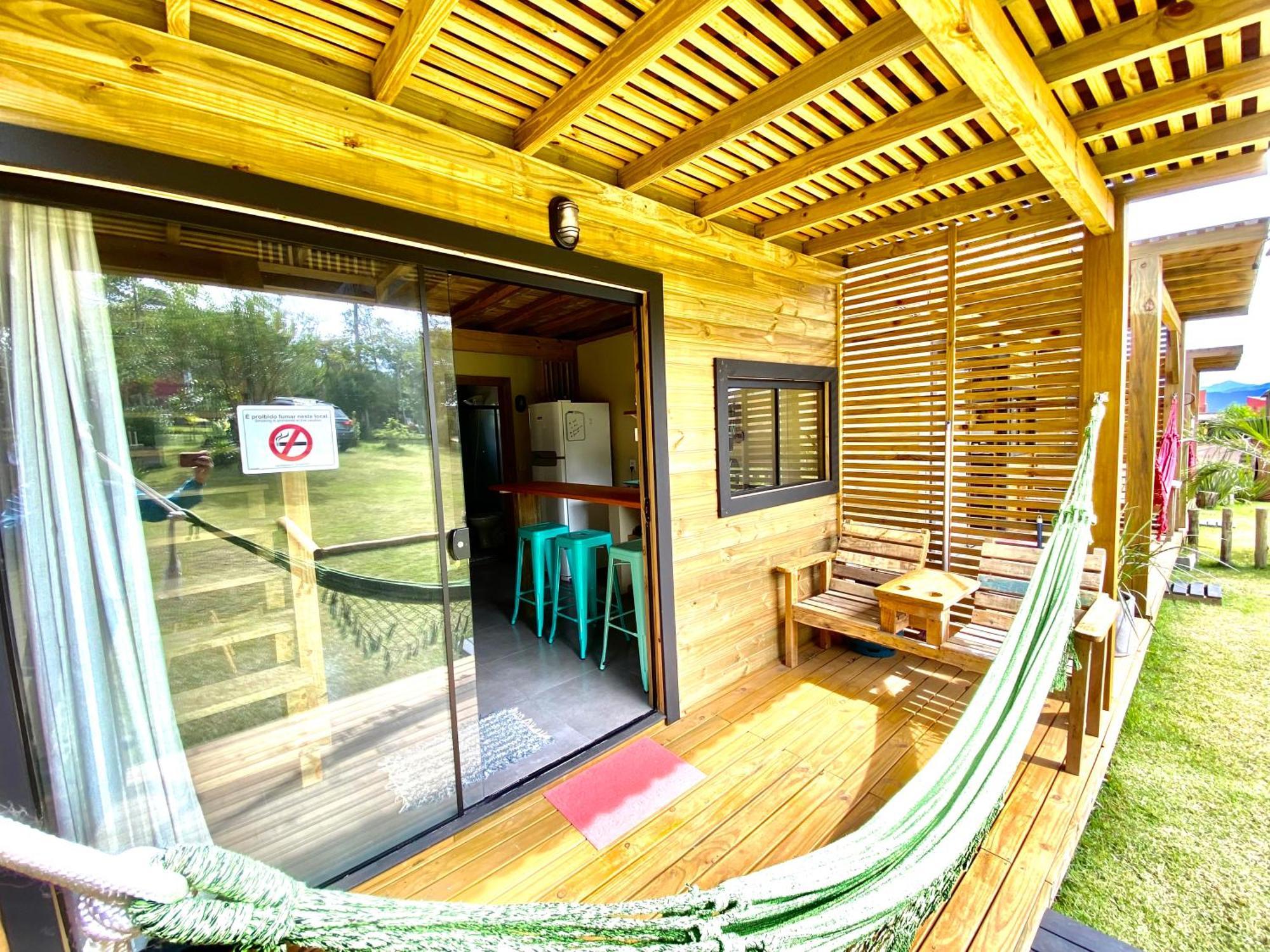 Rosa Lodge Lofts Прайя-ду-Роза Экстерьер фото