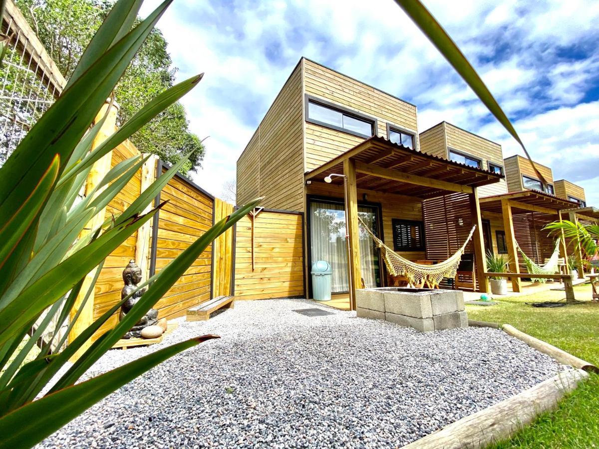 Rosa Lodge Lofts Прайя-ду-Роза Экстерьер фото