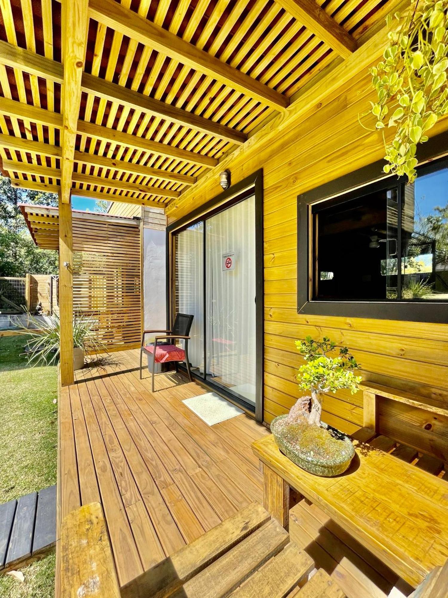 Rosa Lodge Lofts Прайя-ду-Роза Экстерьер фото