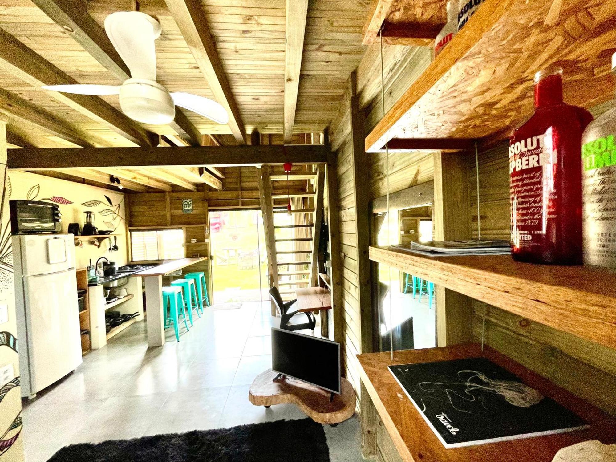Rosa Lodge Lofts Прайя-ду-Роза Экстерьер фото