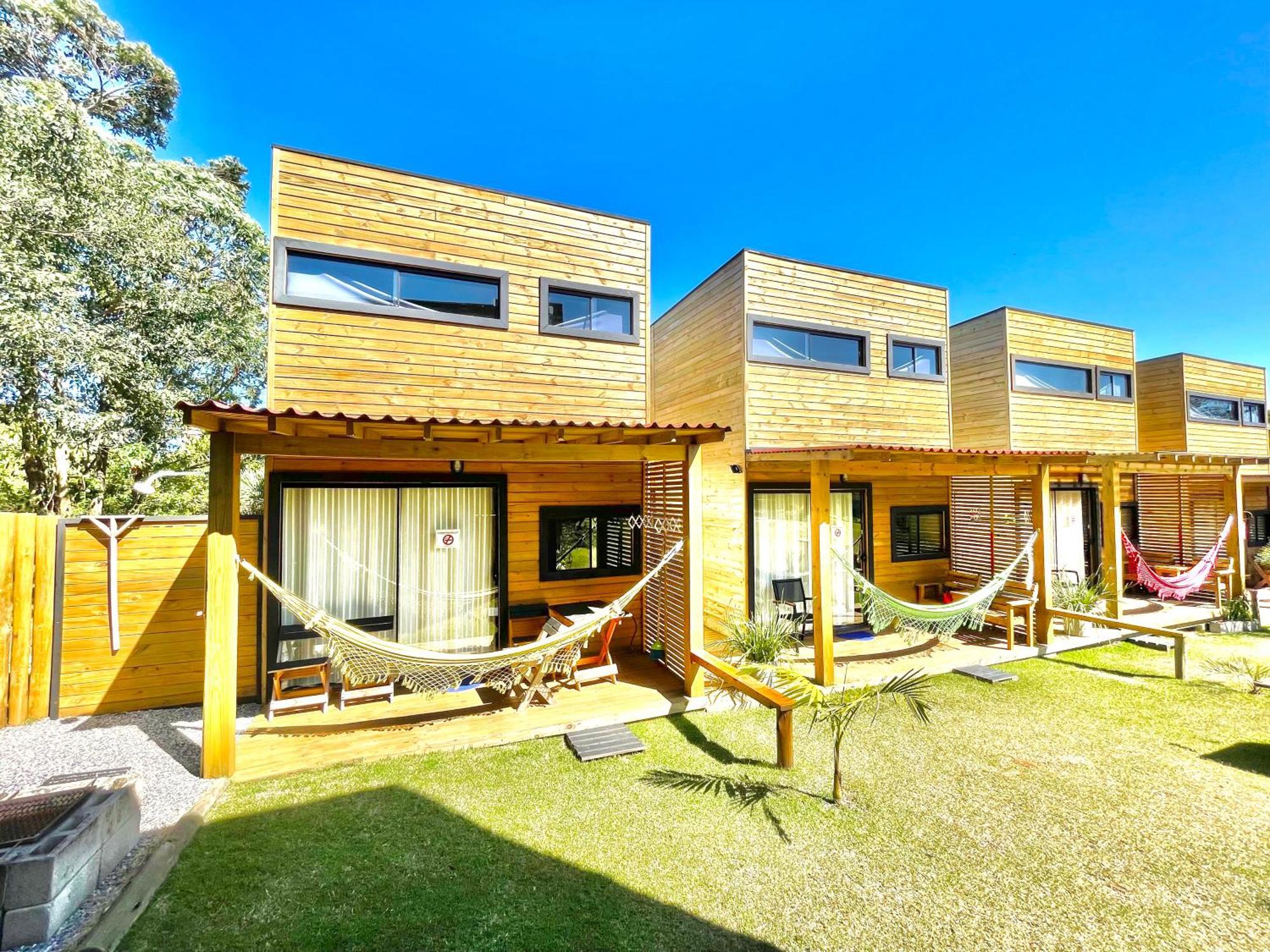 Rosa Lodge Lofts Прайя-ду-Роза Экстерьер фото